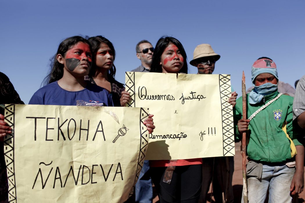 O tekoha Ñandeva foi uma das retomadas feitas pelos Guarani e Kaiowá dentro da TI Dourados-Amambaipeguá I, logo após o massacre de Caarapó. Foto: Ana Mendes