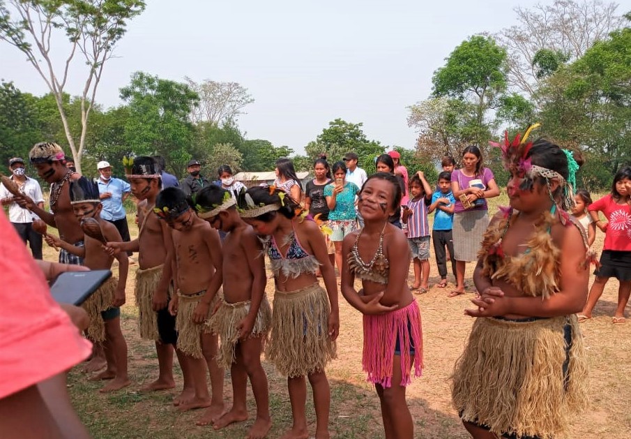 Sem água potável e com interrupção na entrega das cestas básicas, os Avá Guarani no oeste do Paraná lutam para sobreviver em meio à pandemia e disputas pelo território