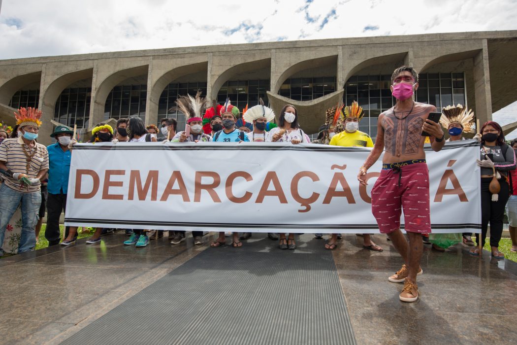 Povos Indígenas denunciam governo brasileiro à ONU por paralisação de demarcações e descaso frente à pandemia