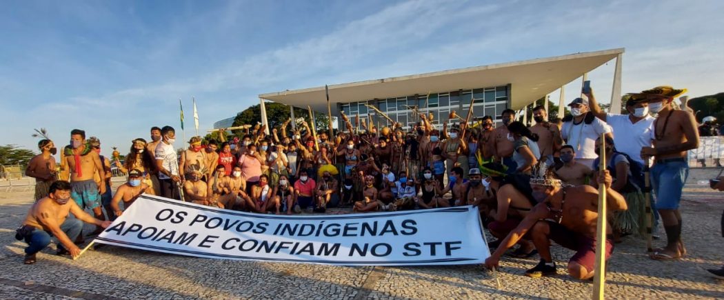 Povos indígenas realizam manifestação nesta sexta (18), em Brasília, contra o marco temporal. Foto: Adi Spezia/Cimi