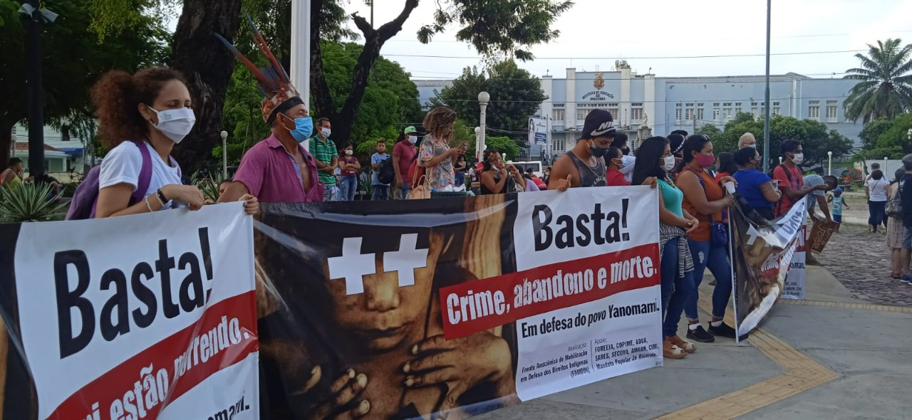 A mobilização visou chamar a atenção da sociedade e do mundo a respeito da política de genocídio contra o povo Yanomami. Foto: Ligia Apel.