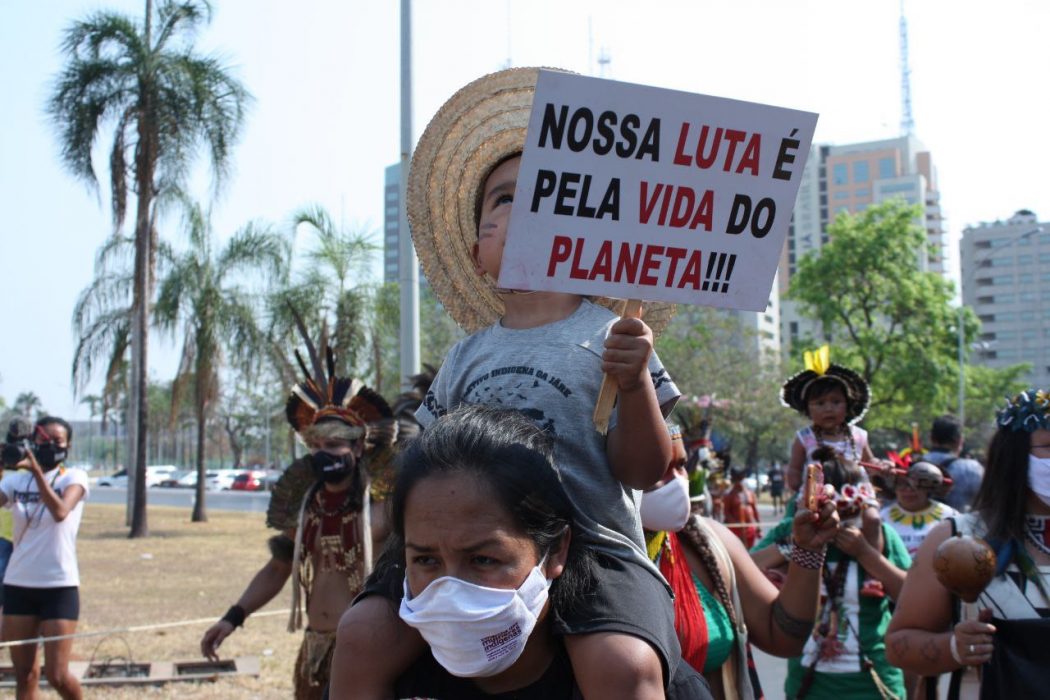 Mensagem dos Bispos do Brasil ao Povo Brasileiro sobre o Momento Atual