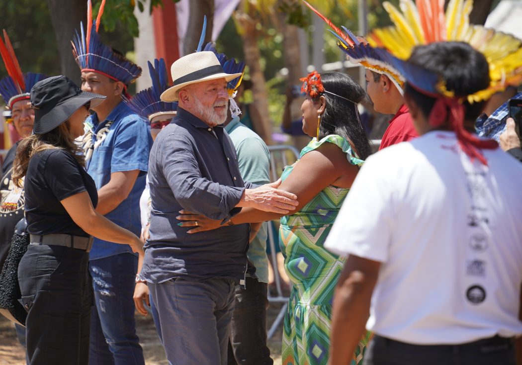 Comitiva presidencial na 52ª Assembleia Geral dos Povos Indígenas de Roraima. Foto: Adi Spezia /Cimi