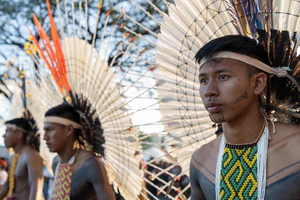Mais de cinco mil indígenas participaram da marcha do Acampamento Terra Livre 2023, no dia 26 de abril, em Brasília (DF), em manifestação em defesa dos direitos indígenas e contra a tese do marco temporal. Foto: Maiara Dourado/Cimi