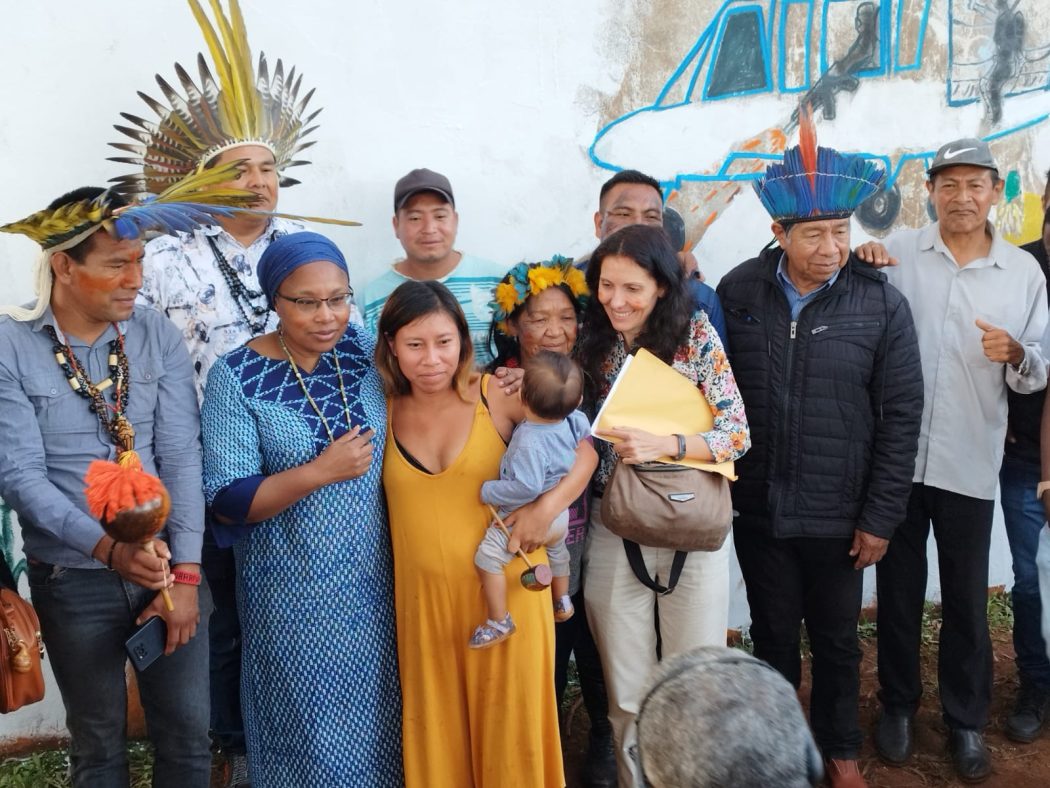 O encontro entre os Avá-Guarani e Alice Wairimu Nderitu, na retomada do tekoha Guapo’y, município de Amambai, Mato Grosso do Sul. Maio de 2023. Foto: Cimi Regional Sul