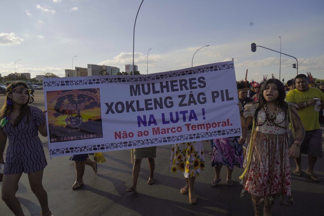 Mobilização indígena em Brasília, próxima ao Supremo Tribunal Federal, de 5 a 7 de julho, para a retomada do julgamento do marco temporal. Foto: Verônica Holanda/Cimi