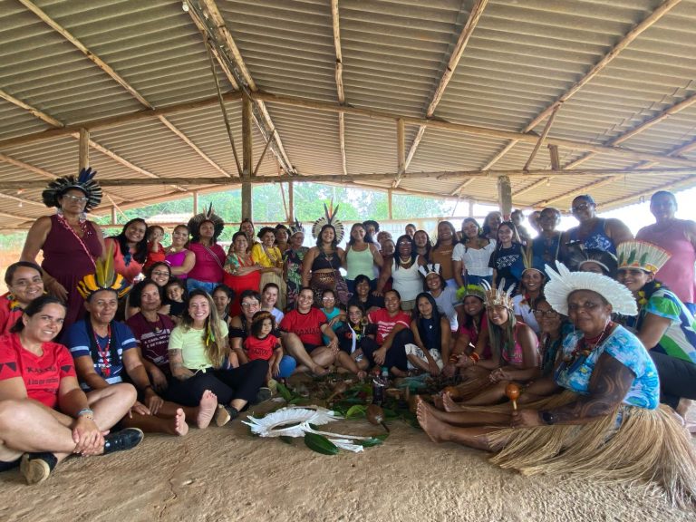 Cura que vem da natureza: encontro de mulheres reúne lideranças de sete povos indígenas em Minas Gerais