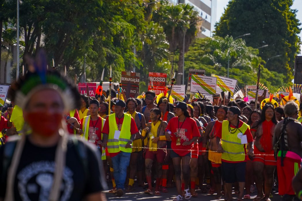 Manifestação indígena no Acampamento Terra Livre (ATL) 2024, em Brasília. Foto: Hellen Loures/Cimi