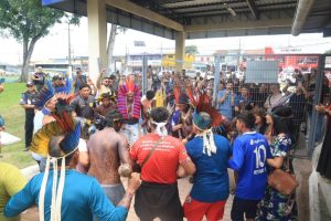 Movimentos e entidades da sociedade civil divulgam carta em apoio à luta dos povos indígenas pelo direito à educação