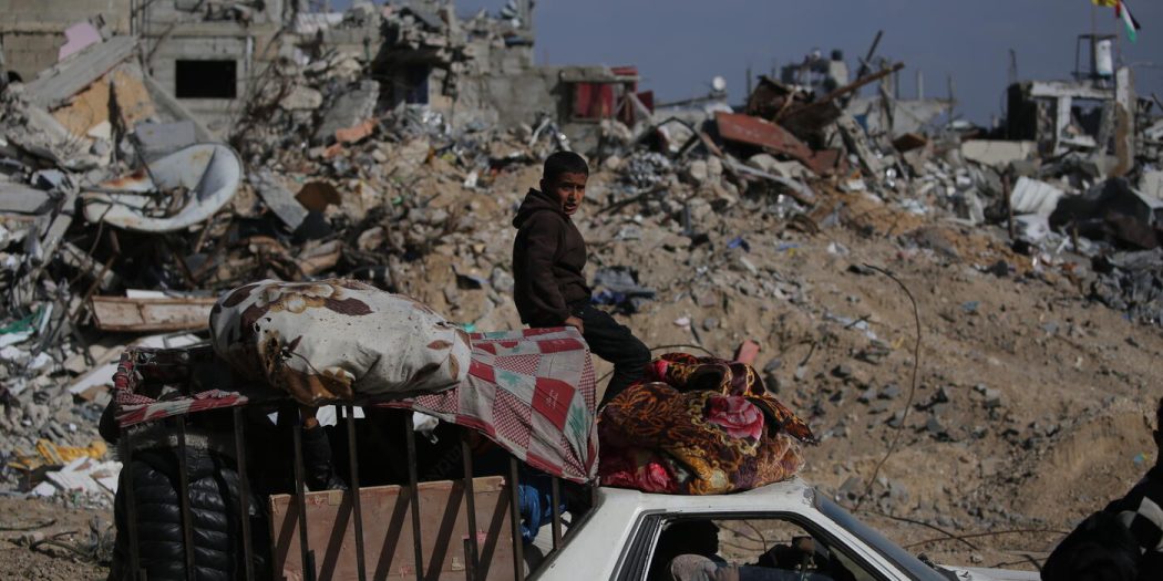 Família palestina em Rafah, região sul da faixa de Gaza, 2025. Foto: Eyad El Baba/Unicef