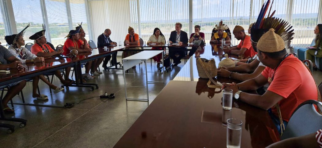 Lideranças dos povos Tuxi, Tumbalalá e Tupinambá de Olivença se reuniram com o Comissário das Nações Unidas, Jan Jarab. Foto: Domingos Andrade | Cimi Regional Leste 