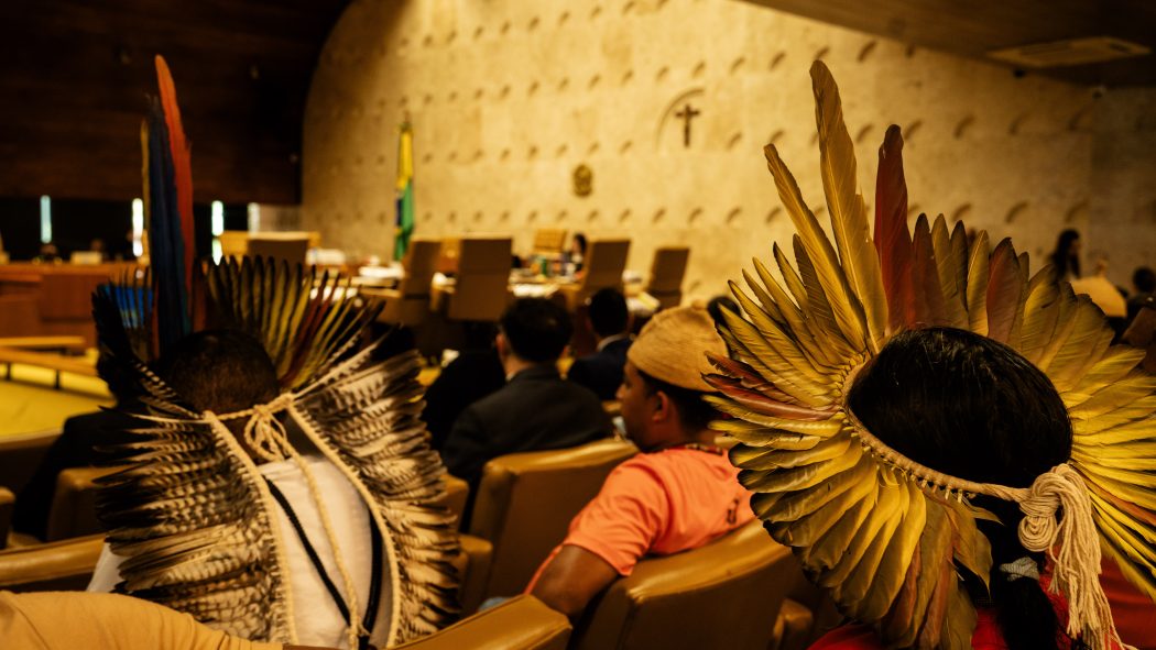 Indígenas vão ao STF para cobrar a inconstitucionalidade da Lei do Marco Temporal. Foto: Adi Spezia | Cimi