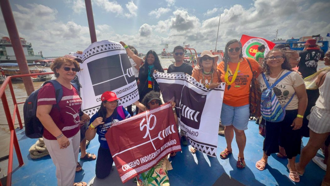 Enquanto as COPs oficiais seguem negociando números e metas, a Cúpula fala de vidas, direitos e territórios. Foto: Hellen Loures | Cimi