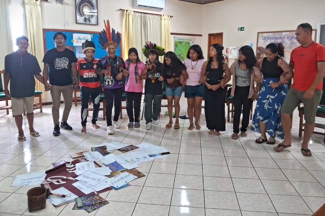 Durante três dias, jovens idígenas debateram sobre identidade, relações comunitárias e uso de tecnologias e redes sociais. Foto: Silvania Manu/Cimi.