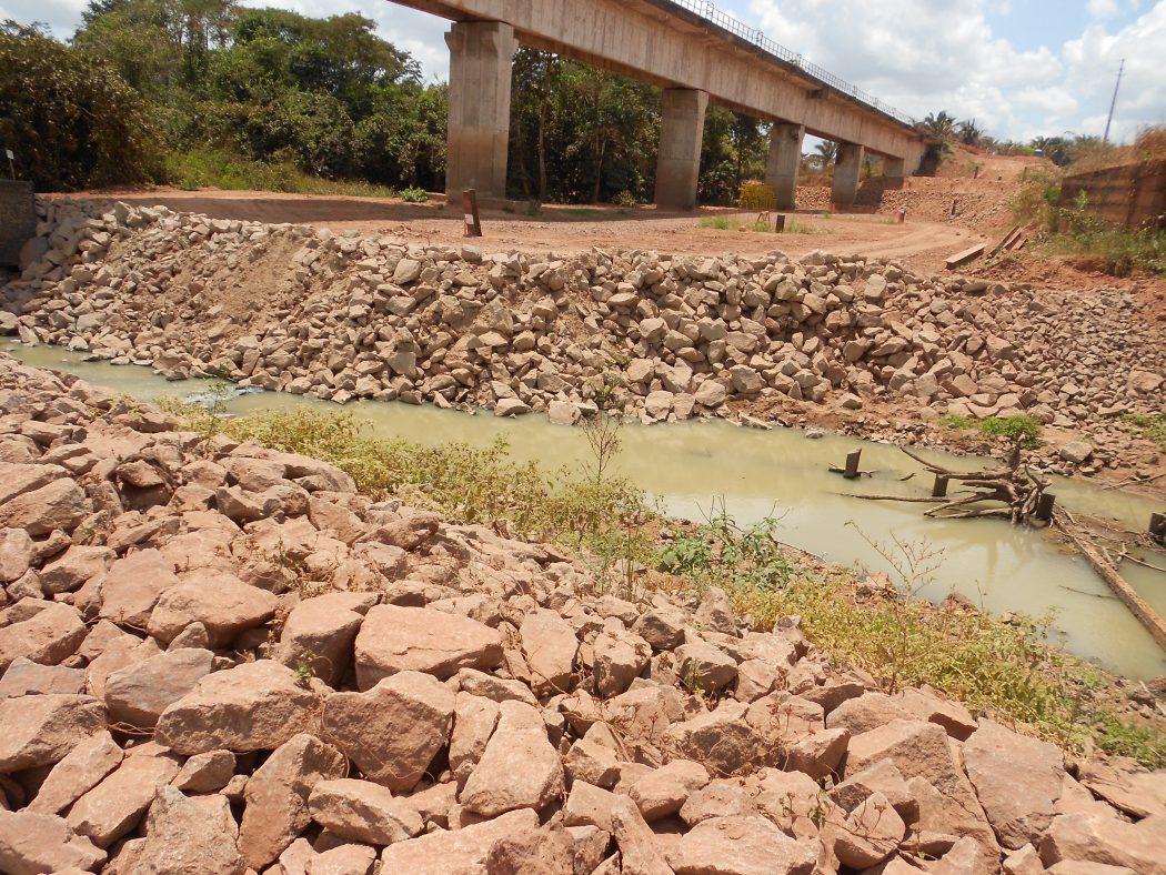 Igarapé Tobocão, afluente do Pindaré, a 1000 metros da aldeia Awa, Terra Indígena Caru. Foto: Rosana Diniz / Cimi Regional Maranhão