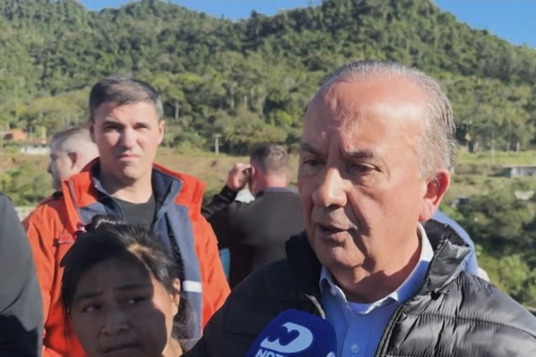 Ofensas do governador de Santa Catarina a lideranças Laklãnõ Xokleng em território indígena são levadas ao MPF